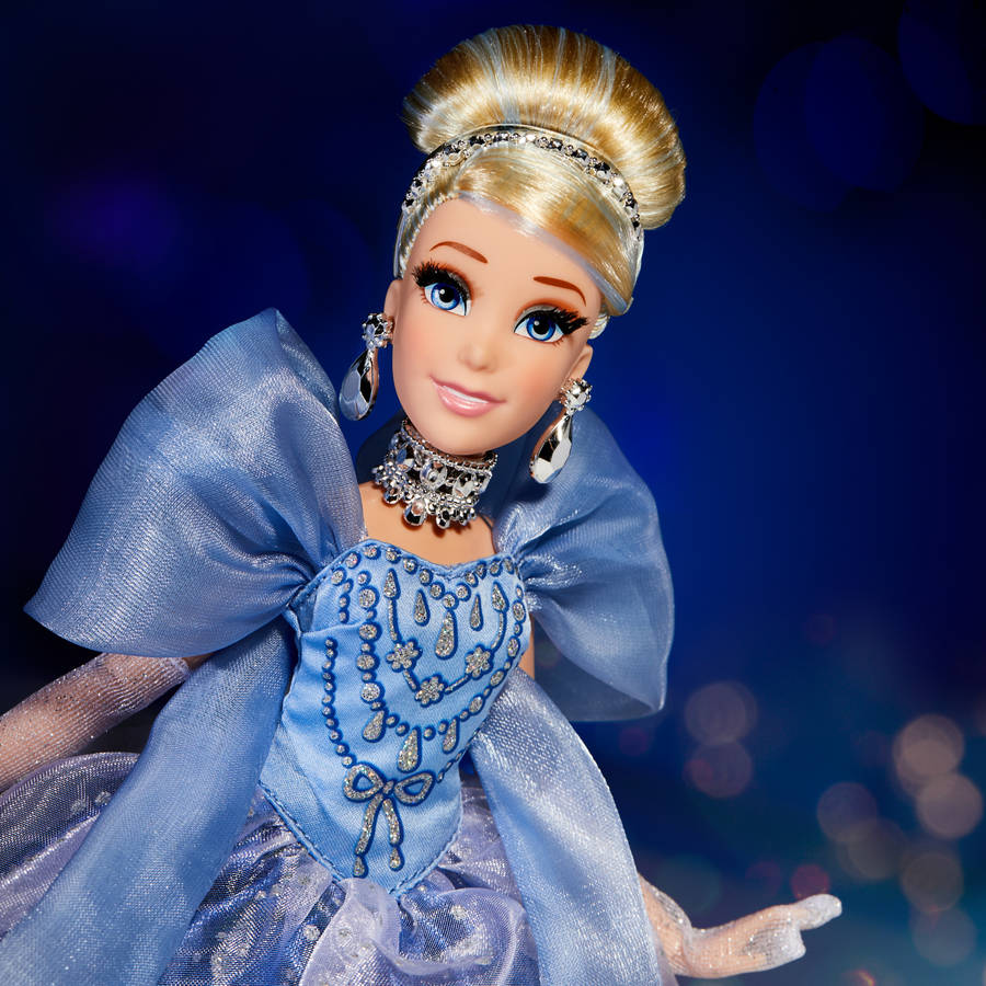 Muñeca Cenicienta 70 aniversario disney princess cinderella style series edad 6