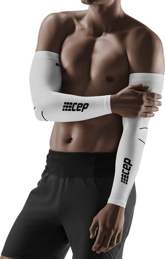 Manga de Compresión CEP COMPRESSION Compression Arm Sleeves (26/29 cm L1 43/51 cm - Negro, Blanco)