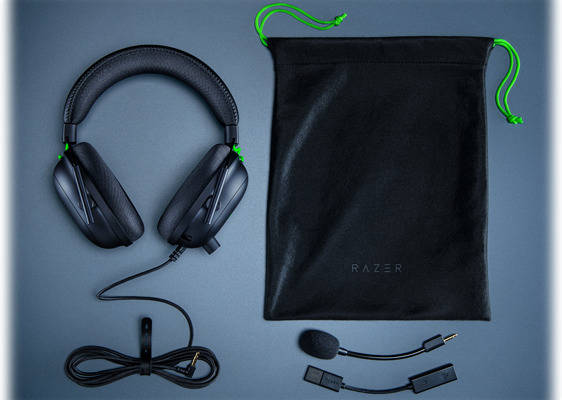 Auriculares Gaming Con Cable RAZER Blackshark V2 + USB Card Sound (Over Ear - Multiplataforma - Noise Cancelling - Negro)