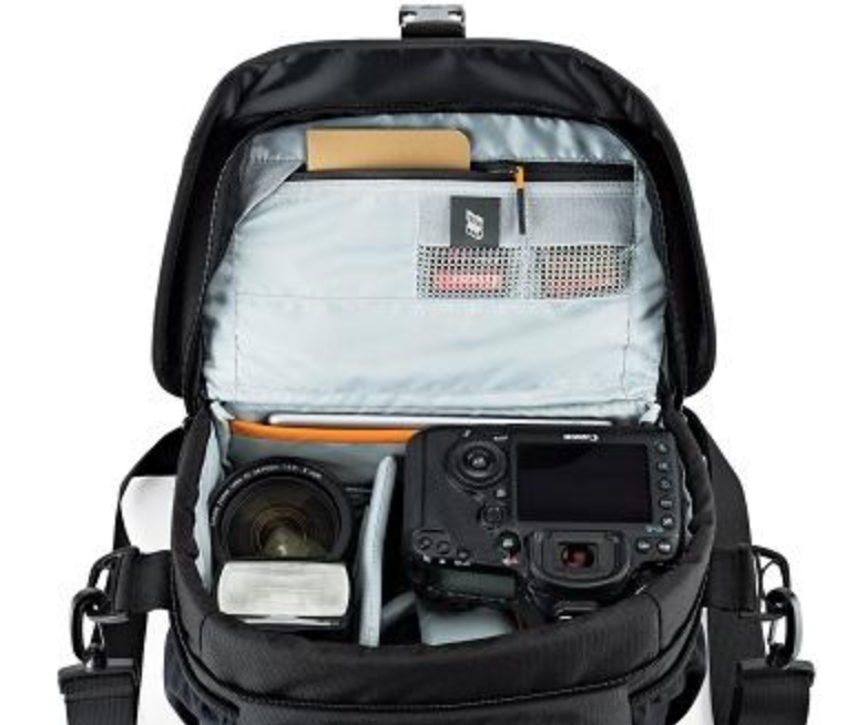 Bolsa LOWEPRO NOVA 180 AW II