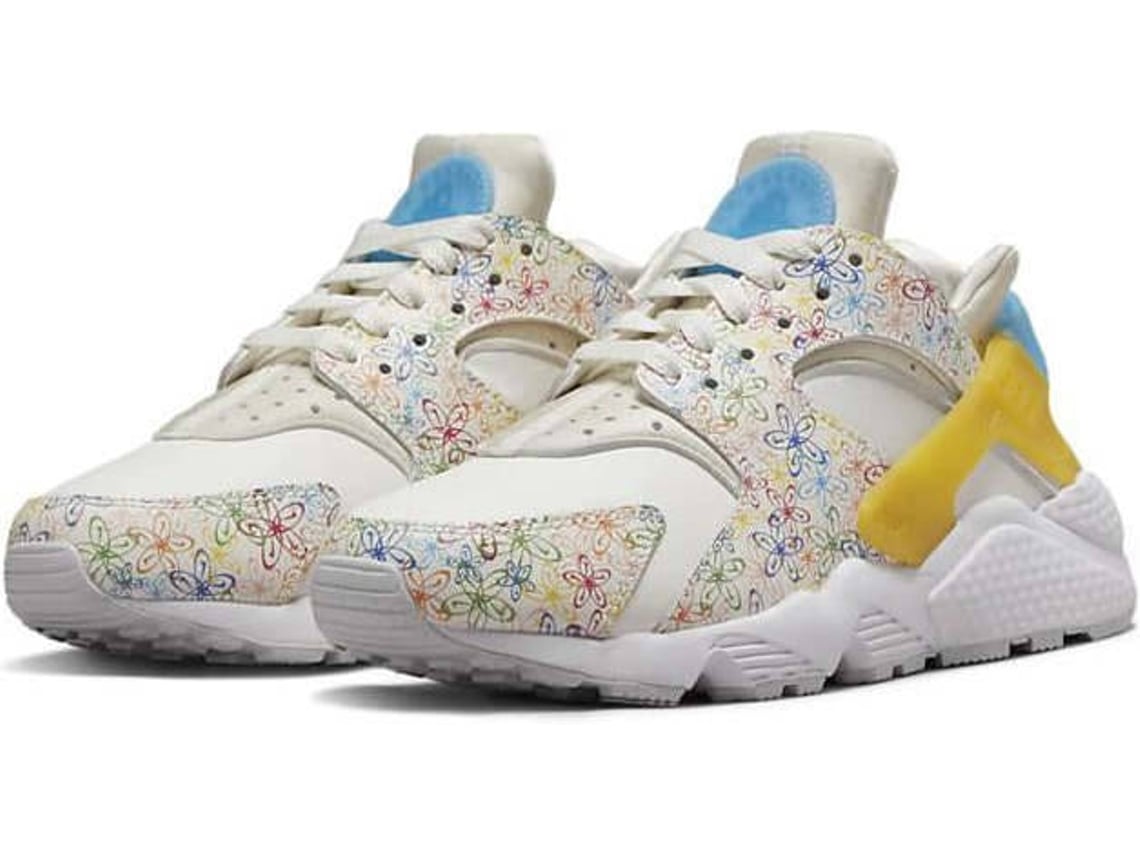 Zapatillas NIKE Air Huarache Mujer 40.5 Blanco Worten.es