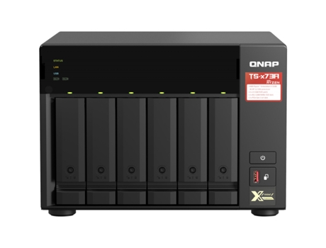 Servidor NAS QNAP (RAM: 8 GB)