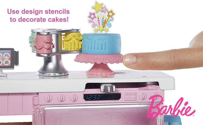 BARBIE: Cake Decorating  (Edad Mínima: 4)