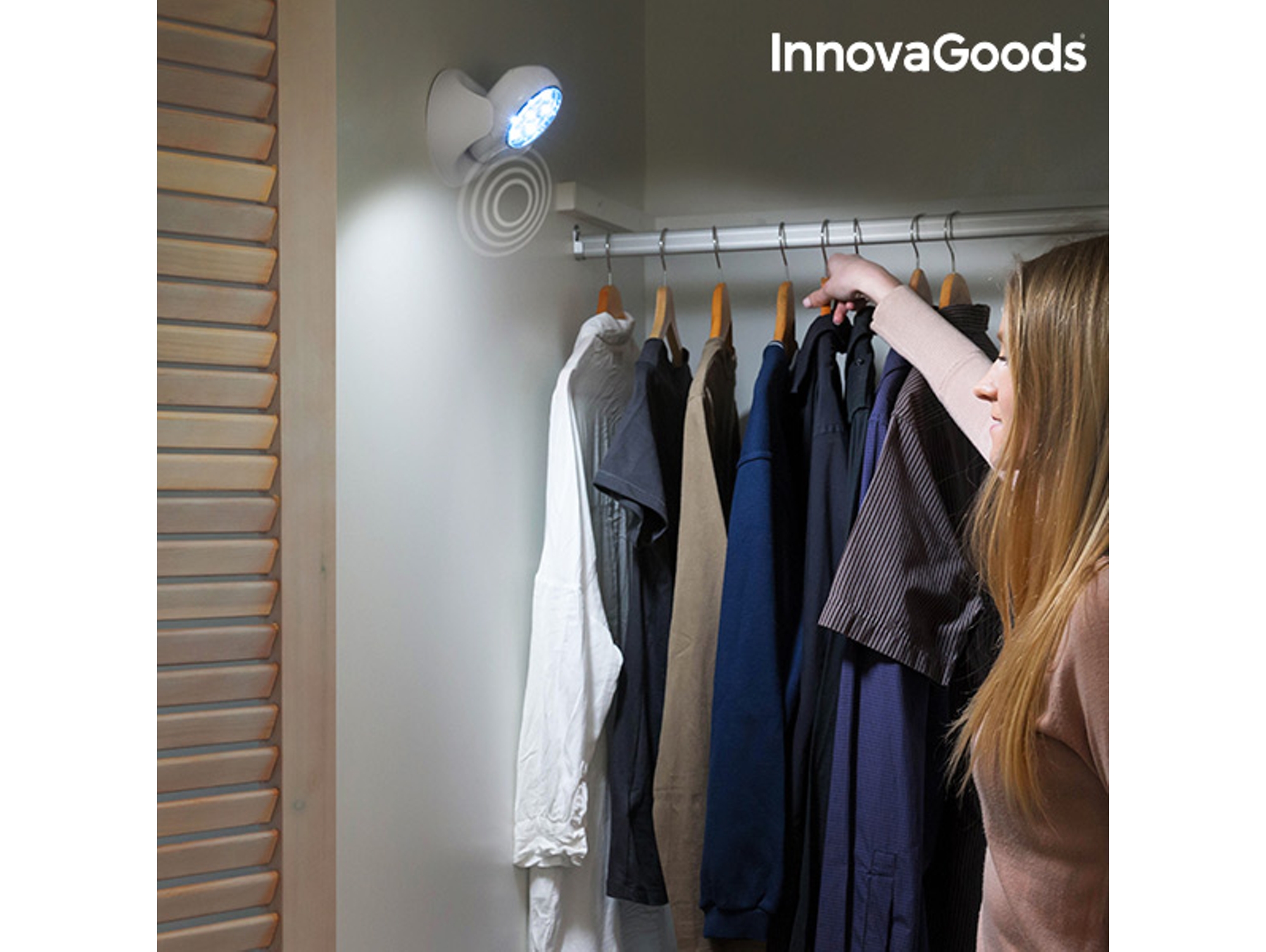 Lámpara INNOVAGOODS LED con Sensor de Movimento